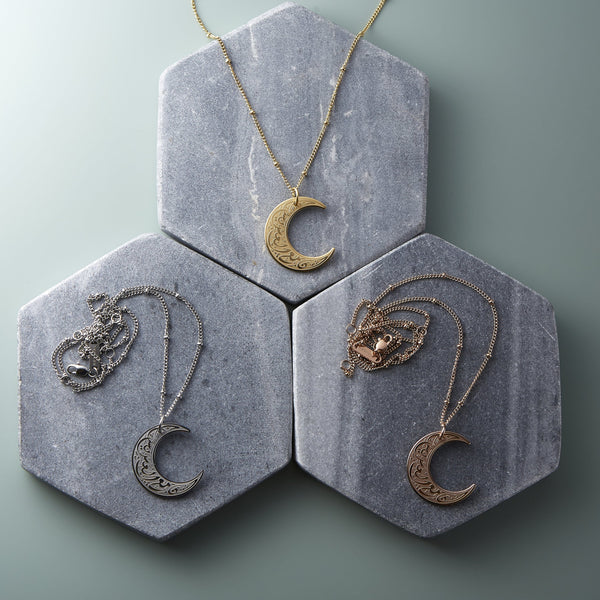 Collier Croissant de Lune "Avec l'adversité vient la facilité" | Femme